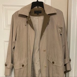 Gallery Trench Coat/Detachable Hat. Tan
